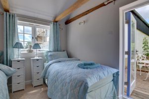 Old Dairy Bedroom as twin at Birchley House Farm